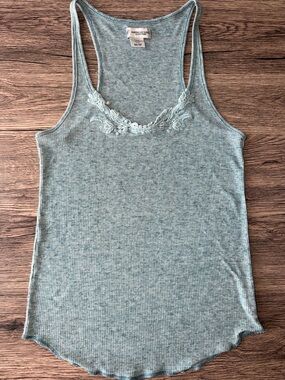 Y2K American Eagle Outfitters Heathered Seafoam Ribbed Tank with Lace Trim